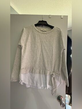 LOFT Speckled White and Black Crewneck Sweatshirt